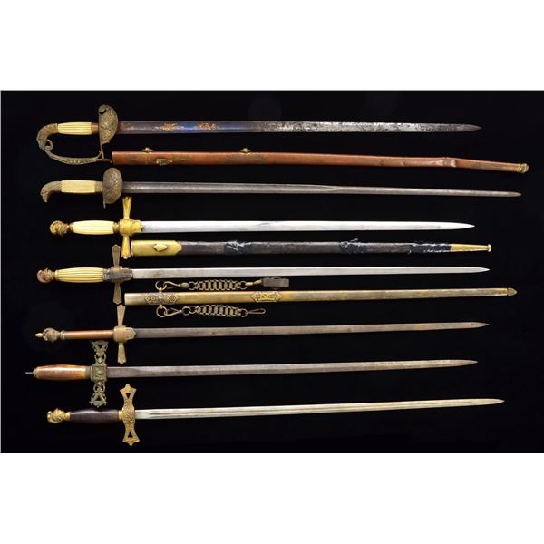13 AMERICAN MILITIA, NAVAL & MASONIC SWORDS.