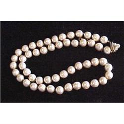 23" signed strand of Miriam Haskell pearls #1854448