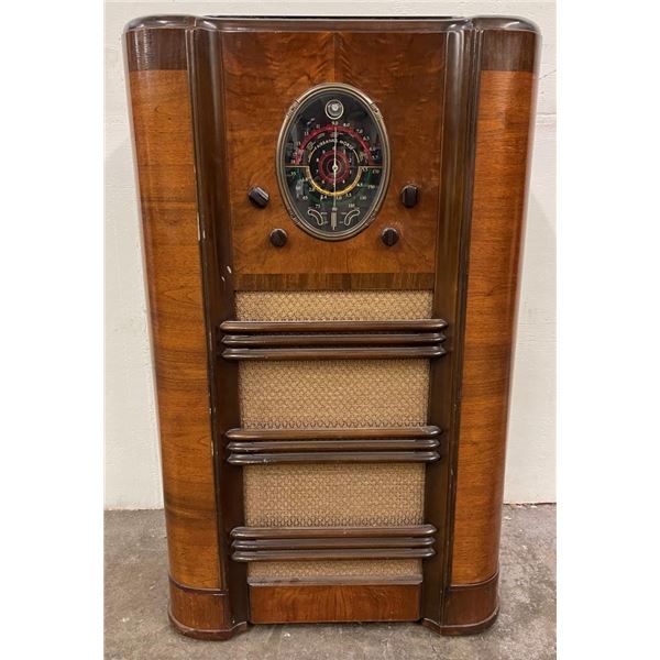 Antique Fairbanks Morse 8A Tube Radio