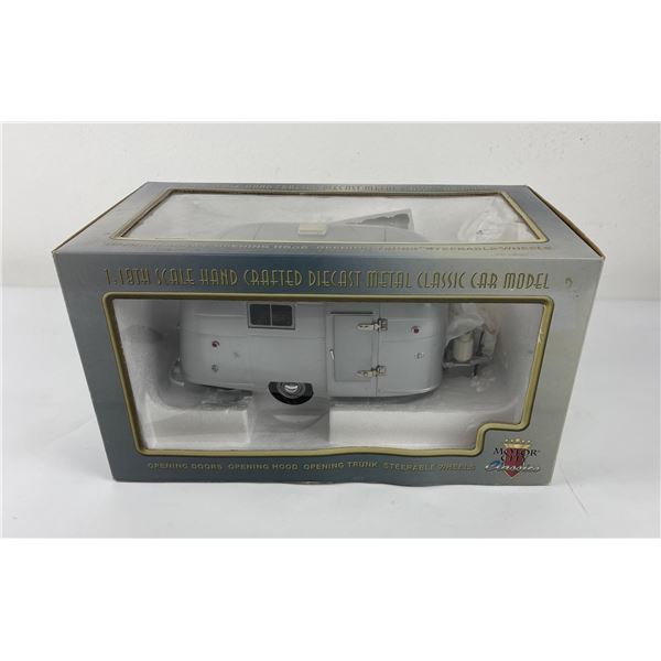 Motor City Classics Airstream Trailer 92005