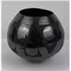 Image 3 : Black on Black Mata Ortiz Pottery Vase