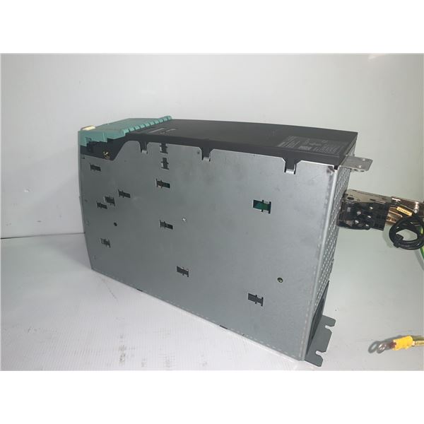 Siemens 1P 6SL3120-1TE23-0AA3 Single Motor Module