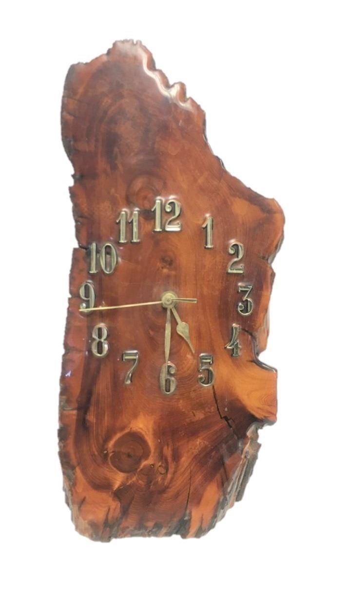 Live Edge Clock
