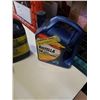 Image 10 : BOX OF LIGHTS WITH JUGS AUTO FLUIDS, ANTIFREEZE, SOME OIL