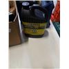 Image 9 : BOX OF LIGHTS WITH JUGS AUTO FLUIDS, ANTIFREEZE, SOME OIL