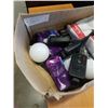 Image 3 : BOX OF LIGHTBULBS, KNIVES, PHOTOELECTRIC SWITCHES