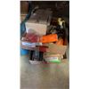 Image 1 : TRAY OF DOOR CLOSERS, AMBER AND RED LIGHTS
