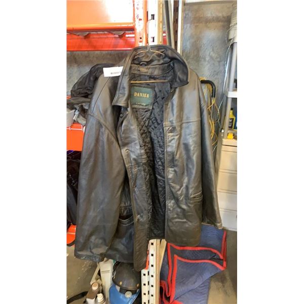 BLACK DANIER LEATHER JACKET - SIZE MEDIUM