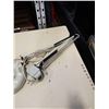 Image 2 : ADJUSTABLE MAGNIFYING DESK LAMP