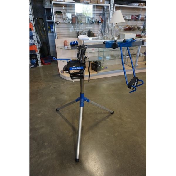 PARK TOOL BICYCLE SERVICE STAND