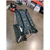 Image 3 : RUBBERMAID GARDEN TOOL RACK