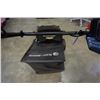 Image 8 : Black and decker cordless mower with key