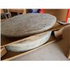 Image 5 : 2 BOXES OF FLOOR POLISHING PADS