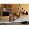 Image 1 : 3 BOXES OF CANDLE HOLDERS, SANTA COOKIE JARS, ANGEL FIGURES AND LAPTOP BAGS