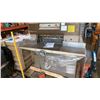 Image 1 : CHALLENGE MODEL 265 DIAMOND SERIES PAPER CUTTER WITH MANUAL
