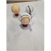 Image 2 : 3 Marble orbs with stands