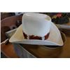 Image 4 : 3 COWBOY HATS PIGALLE 5X SIZE 58, BECO SIZE 7 AND OTHER