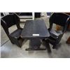 Image 2 : Kids farmhouse style table and 2 chairs
