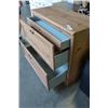 Image 3 : 2 DRAWER DRESSER
