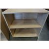 Image 4 : 2 MAPLE SHELVES 31 1/2 INCHES WIDE X 17 1/2 DEEP X 32 TALL