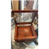 Image 4 : GLASS DISPLAY CABINET
