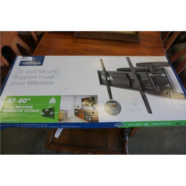 INSIGNIA 47-80 INCH FULL MOTION TV WALL MOUNT - MISSING ONE SIZE OF TV MOUNTING BOLTS