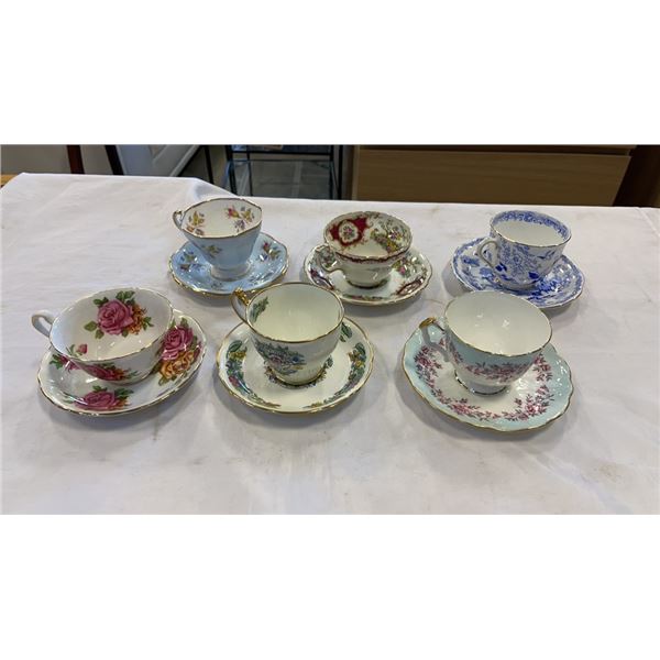 6 CHINA TEACUPS AND SAUCERS - FOLEY, HAMMERSLEY, ROYAL ALBERT, AYNSLEY AND ROYAL CHELSEA