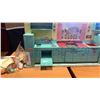 Image 3 : Vintage tin pretty maid kitchenset and accessories
