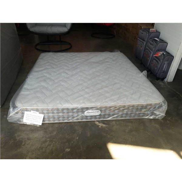 NEW BEAUTYREST SILVER GRANITE Vi TIGHT TOP KINGSIZE MATTRESS - 2 SMALL TEARS IN BOTTOM FABRIC