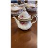 Image 7 : ROYAL ALBERT AUTUMN ROSES TEA  AND COFFEE SERVICE 36 PIECES - 2 TEAPOTS, 1 COFFEE POT, 2 TRIVETS, 9