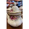 Image 8 : ROYAL ALBERT AUTUMN ROSES TEA  AND COFFEE SERVICE 36 PIECES - 2 TEAPOTS, 1 COFFEE POT, 2 TRIVETS, 9