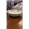 Image 11 : ROYAL ALBERT AUTUMN ROSES SERVING DISHES 18 PIECES - 4 OVAL BOWLS, 2 OVAL PLATES, 2 ROUND BOWLS, 2 C