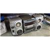 Image 1 : DAEWOO 3 PC BOOKSHELF STEREO