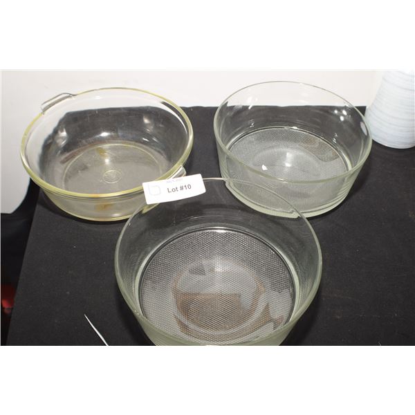 3 BOWLS PYREX ETC