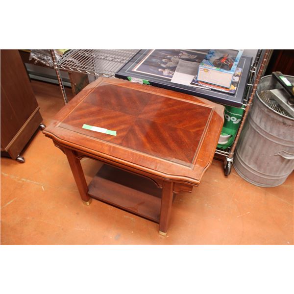 Nice Wood Grain End Table - glossy