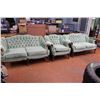 Image 1 : 3 piece Green Furniture set (2 love seats and a couch) - vintage