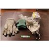 Image 1 : Gloves Knee Pads Dust Masks Misc