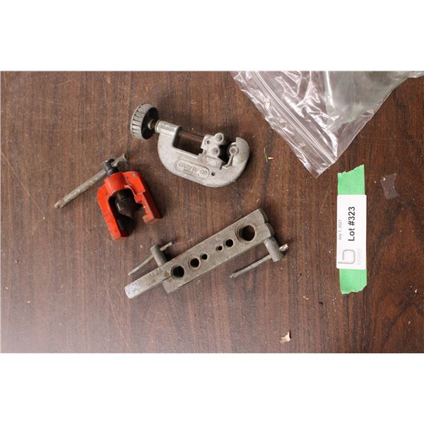 Pipe Cutter Flaring Tool