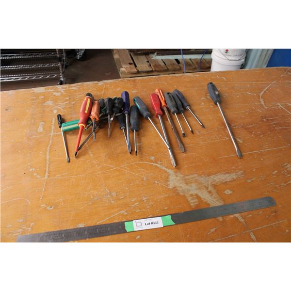 Screwdrivers (20) pieces