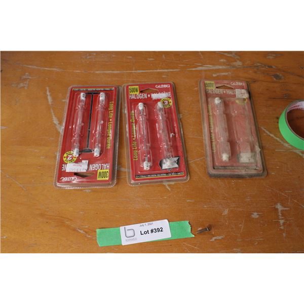 Work Light Replacement Bulbs 2 Packs Full One Open