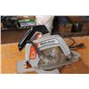 Image 2 : Black and Decker 7 1/4" Skil Saw (Working)