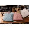 Image 1 : Lot of Pillows and Koala Bear