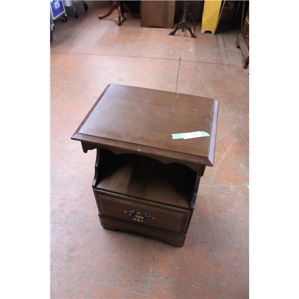 Night Stand 19" x 14"