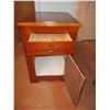 Image 3 : Small wood Cupboard/night stand 19"x22"29"