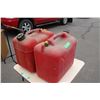 Image 2 : 2 Gas Cans