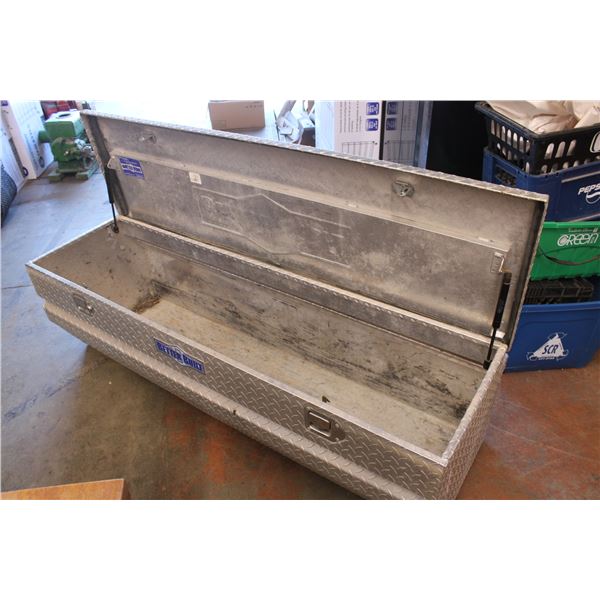 Deckerplate Truck Tool Box 5ft by 17"