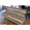 Image 1 : Deckerplate Truck Tool Box 5ft by 17"
