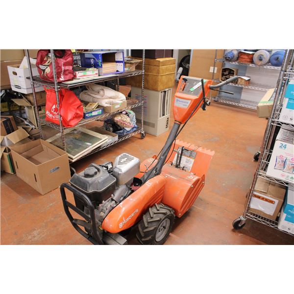 Husqvarna 900 DRT Rototiller (Rear Till) Briggs and Stratton Engine