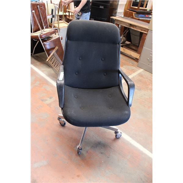 Black Office Chair