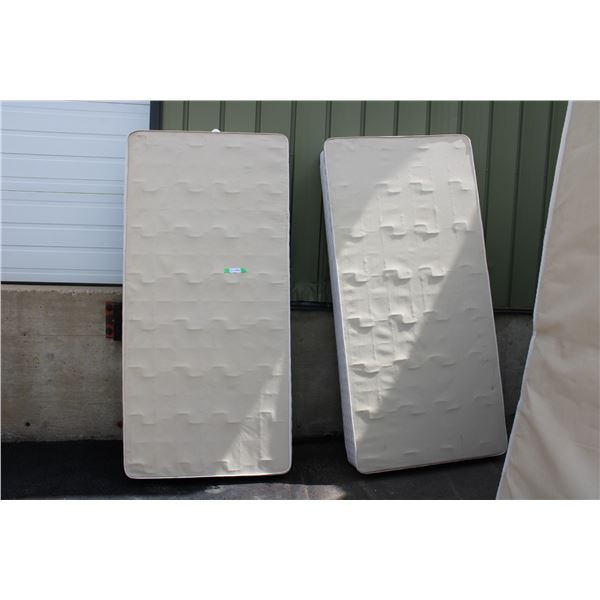 Single Bed and Box Spring (Size Single)